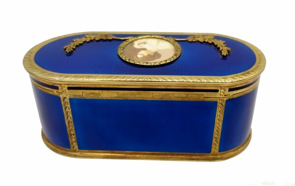 Salimbeni Oval Blue Table Box Witn Fine Oval Miniature - Image 5