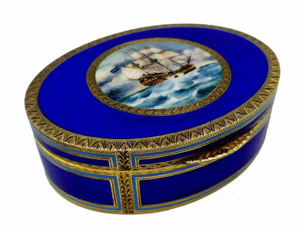 Table Box Oval in 925/1000 sterling silver gold plated with translucent fire enamels on guillochè with fine hand-engraving of the edges and with beautiful miniature sailboat enameled and hand-painted by painter Renato Dainelli