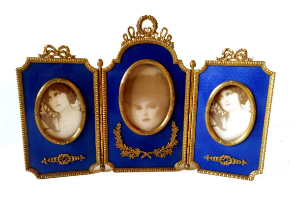 Photo Frame Blue Triptych hinged shaped frame for 3 photographs Salimbeni