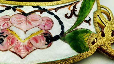 Art Deco Detail hand painted on enamelled silver and guilloche engraved on the part of the evening bag closure 16x9 1
